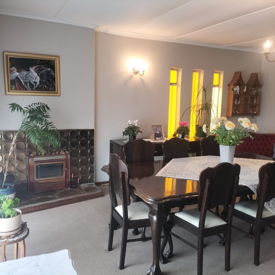 4 Bedroom Property for Sale in Fichardt Park Free State